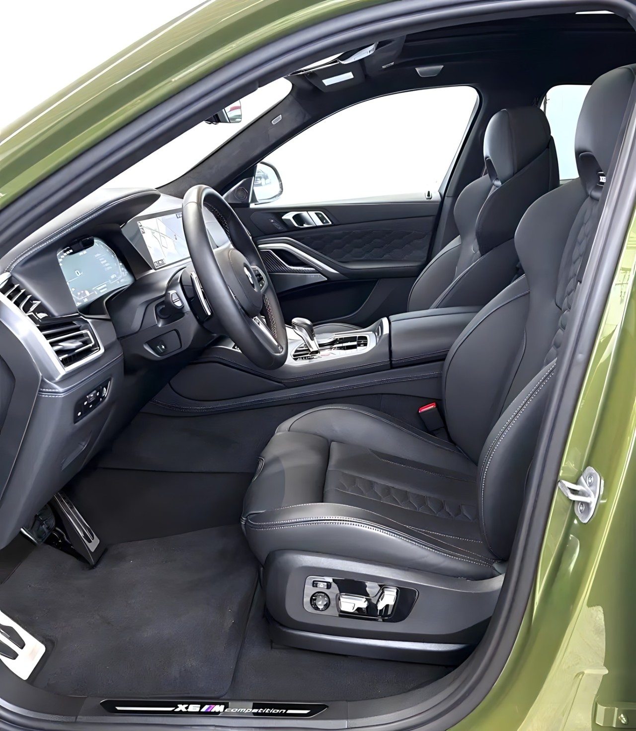 BMW X6 M Competition - foto 13