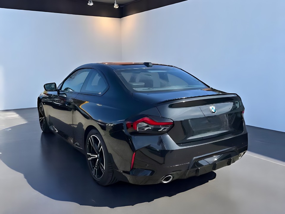 BMW Seria 2 BMW 218i Coupé M-Sport (2)