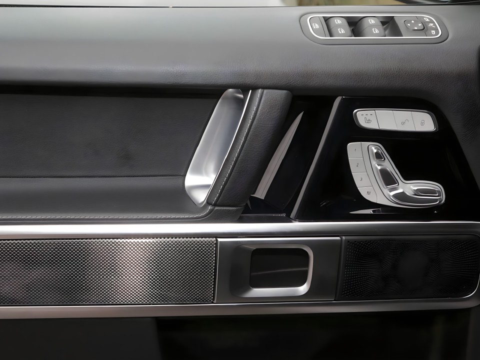 Mercedes-Benz G 350d - foto 18