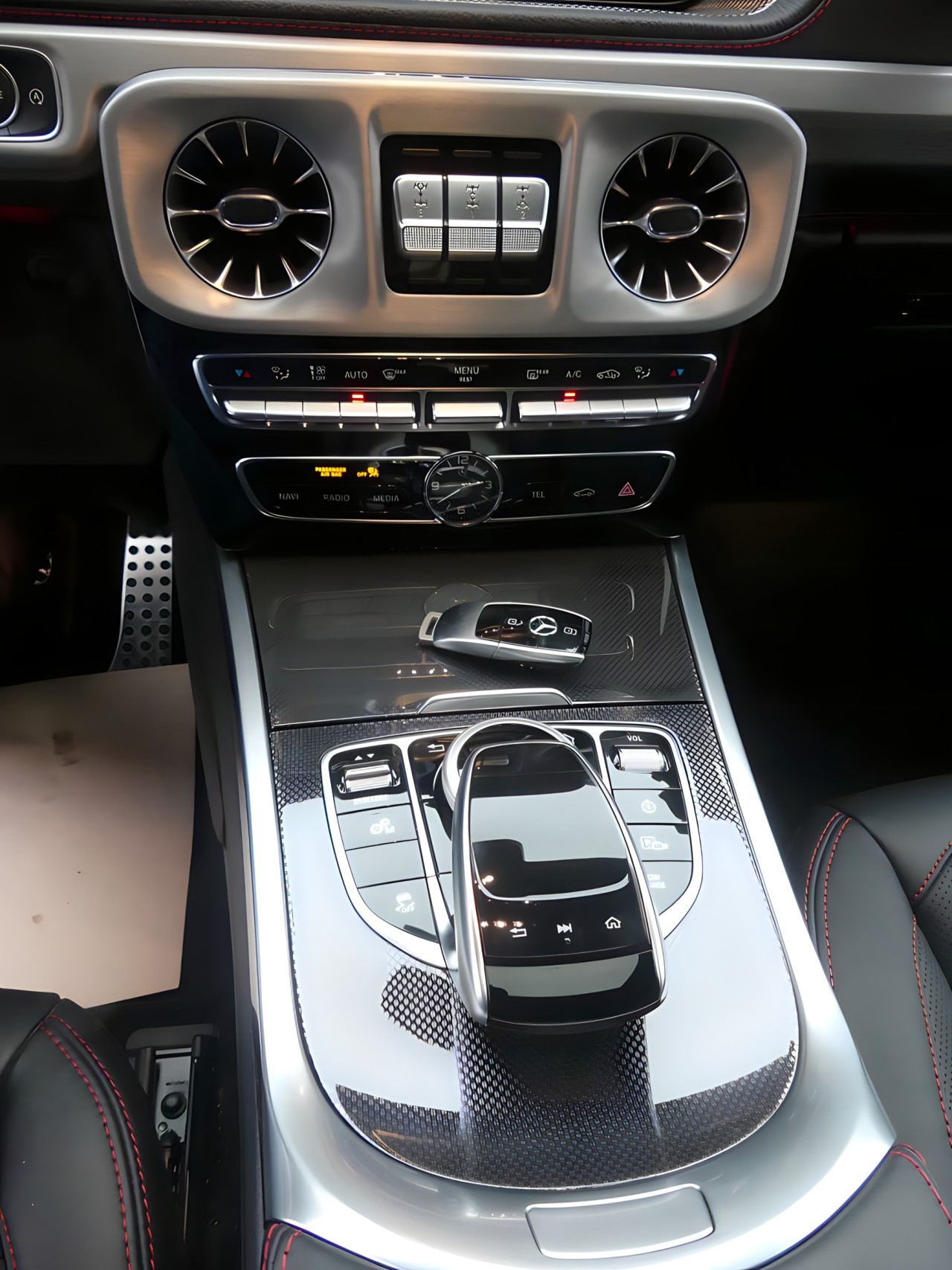 Mercedes-Benz G 350d AMG - foto 19
