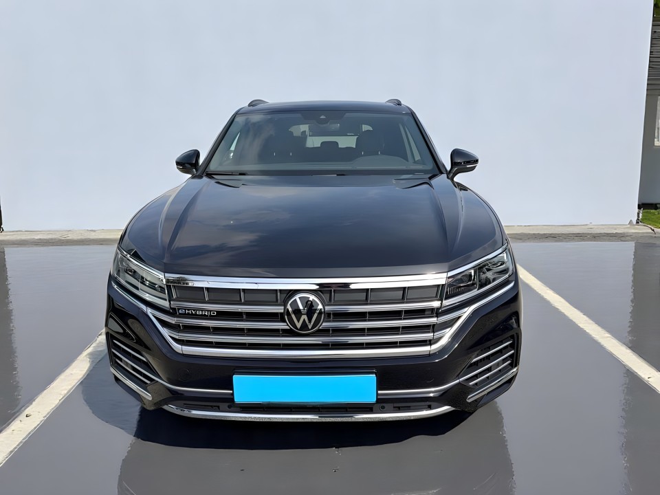 Volkswagen Touareg Elegance (2)