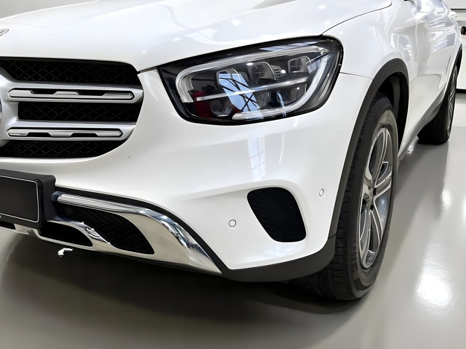 Mercedes-Benz GLC 300 4MATIC - foto 9