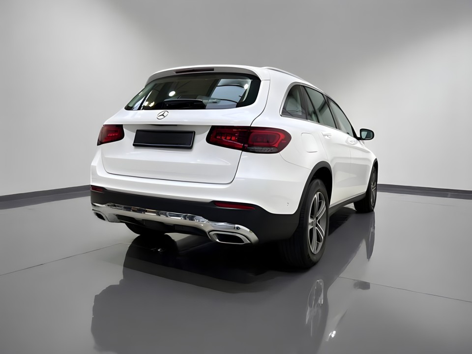 Mercedes-Benz GLC 300 4MATIC (2)