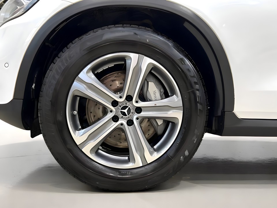 Mercedes-Benz GLC 300 4MATIC - foto 10