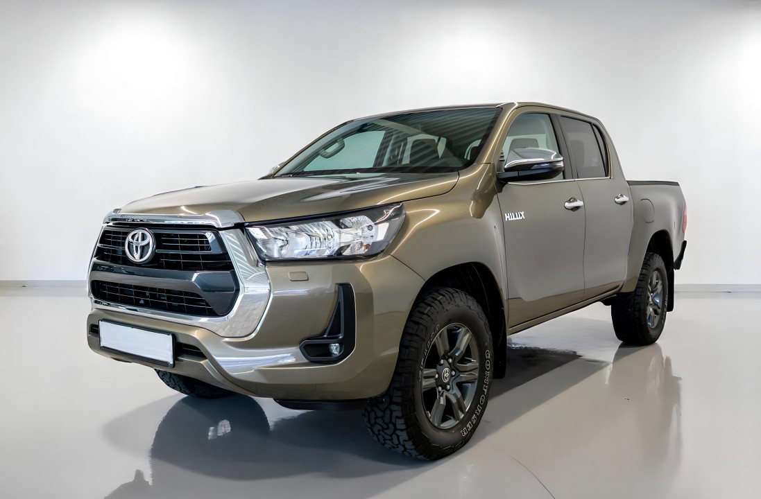 Toyota Hilux 2.8 D-4D - foto 7