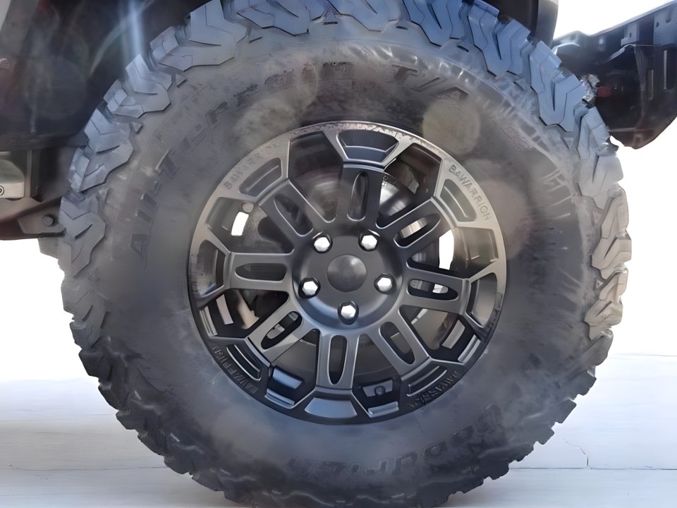 Jeep Wrangler Unlimited Sahara - foto 18