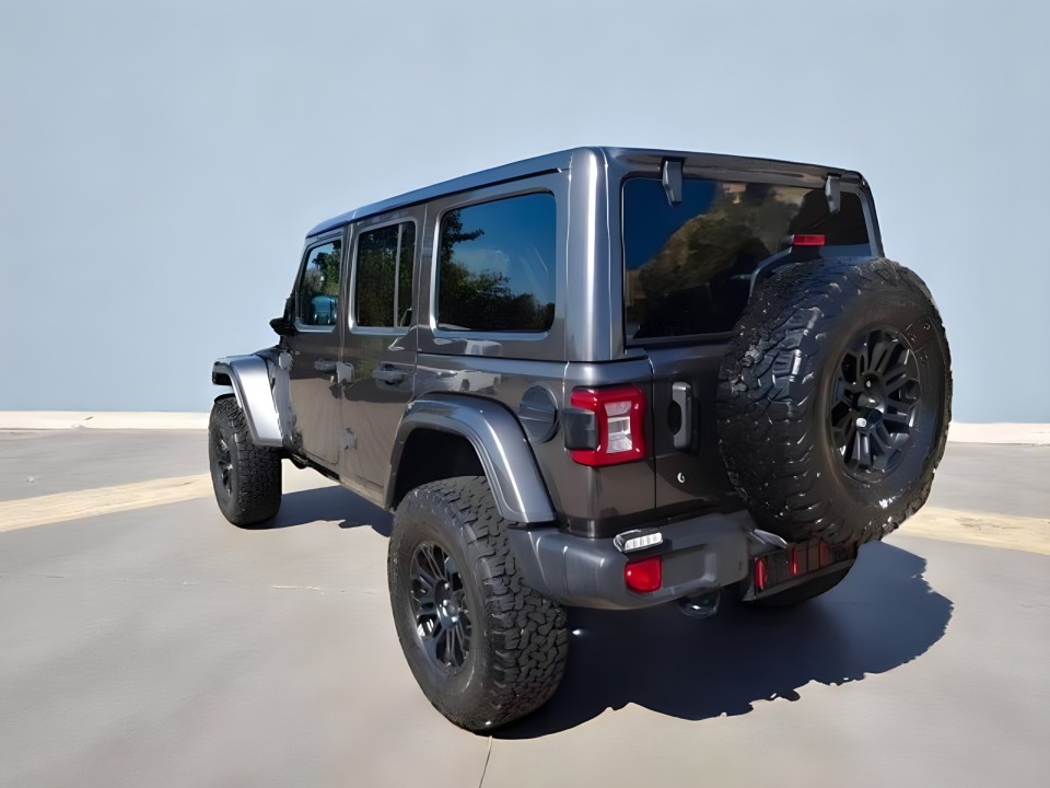 Jeep Wrangler Unlimited Sahara (4)