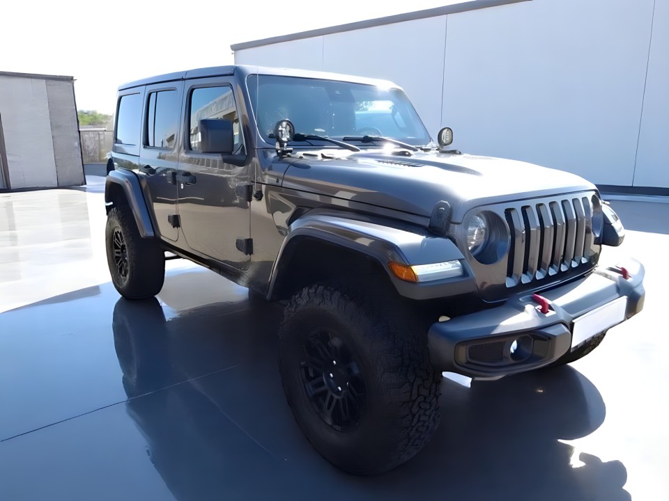 Jeep Wrangler Unlimited Sahara (1)