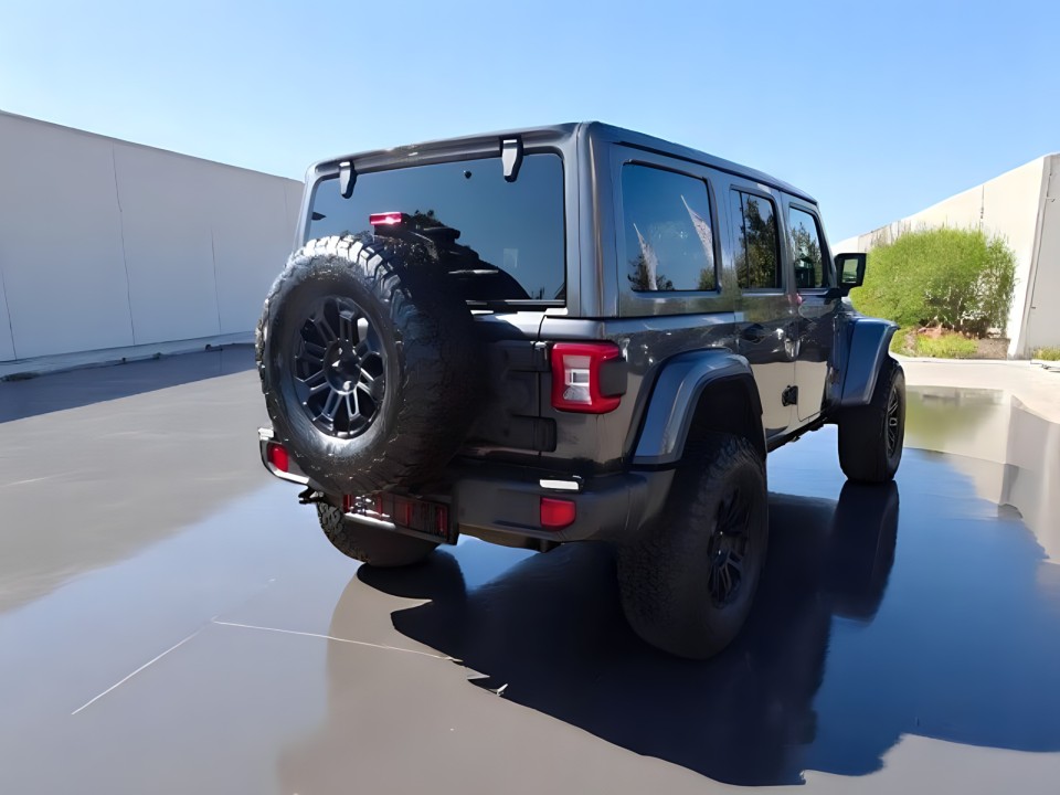 Jeep Wrangler Unlimited Sahara (3)