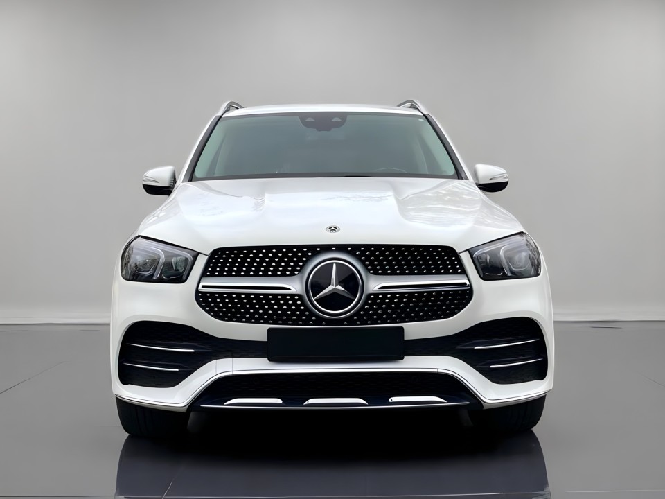 Mercedes-Benz GLE 350 de 4Matic AMG (2)