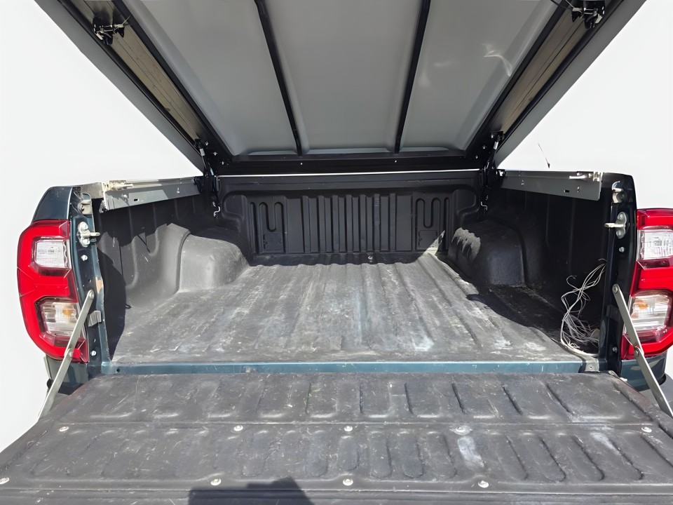 Toyota Hilux 4x4 Executive - foto 20