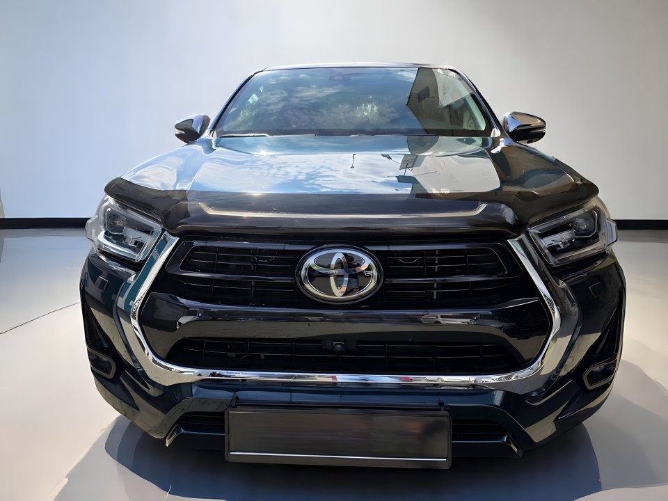 Toyota Hilux 4x4 Executive - foto 6