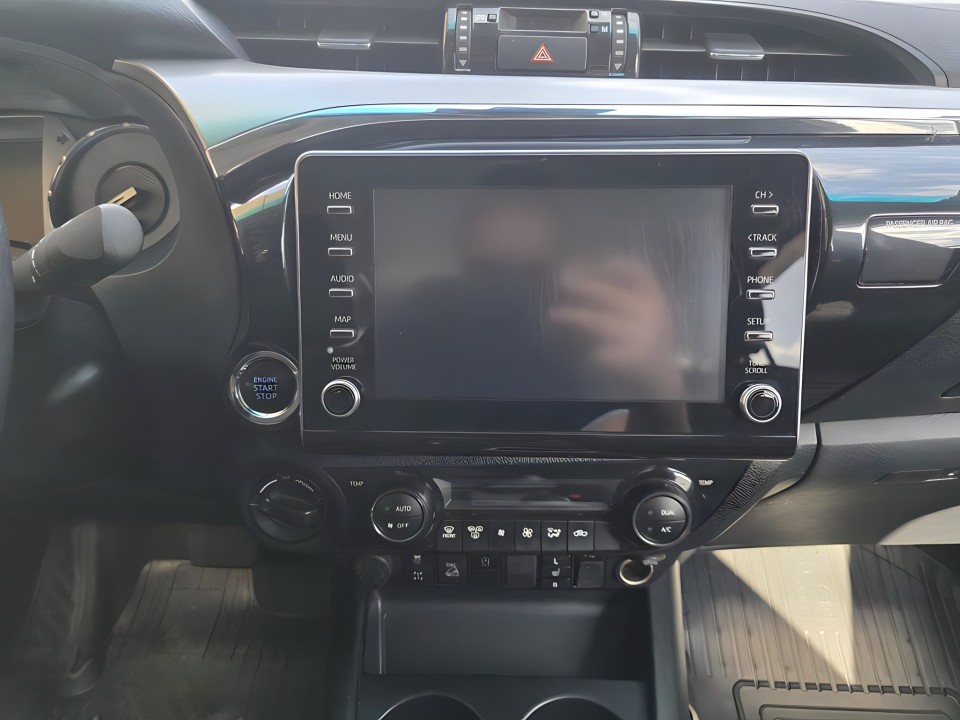Toyota Hilux 4x4 Executive - foto 13