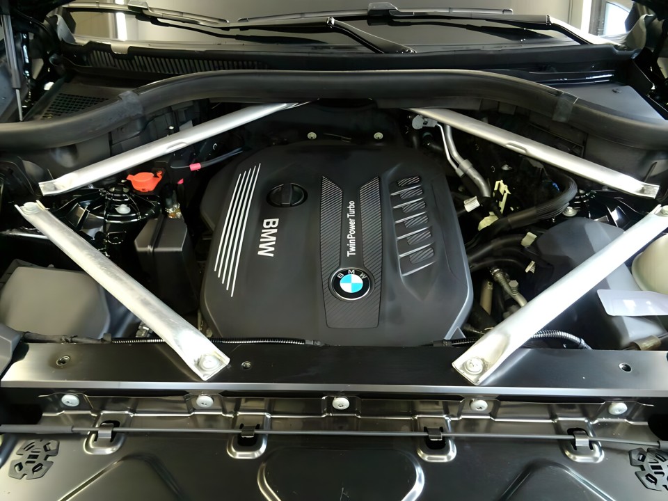BMW X5 30d xDrive xLine - foto 22