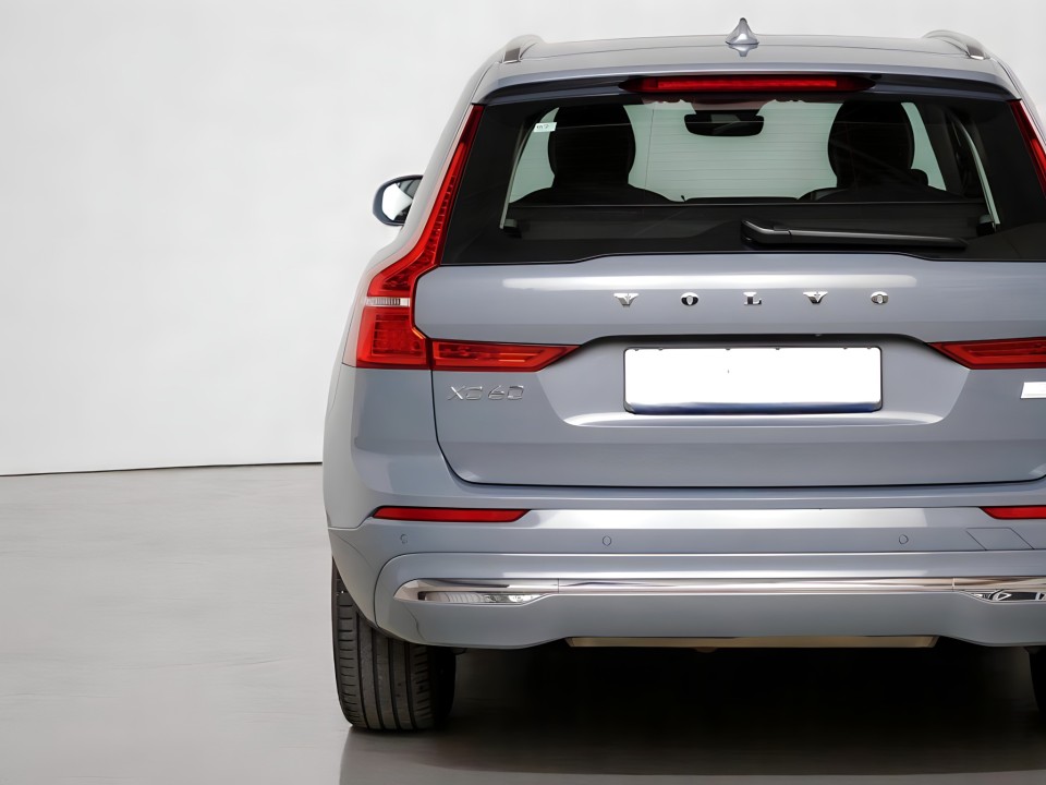 Volvo XC 60 T8 Recharge Inscription (4)