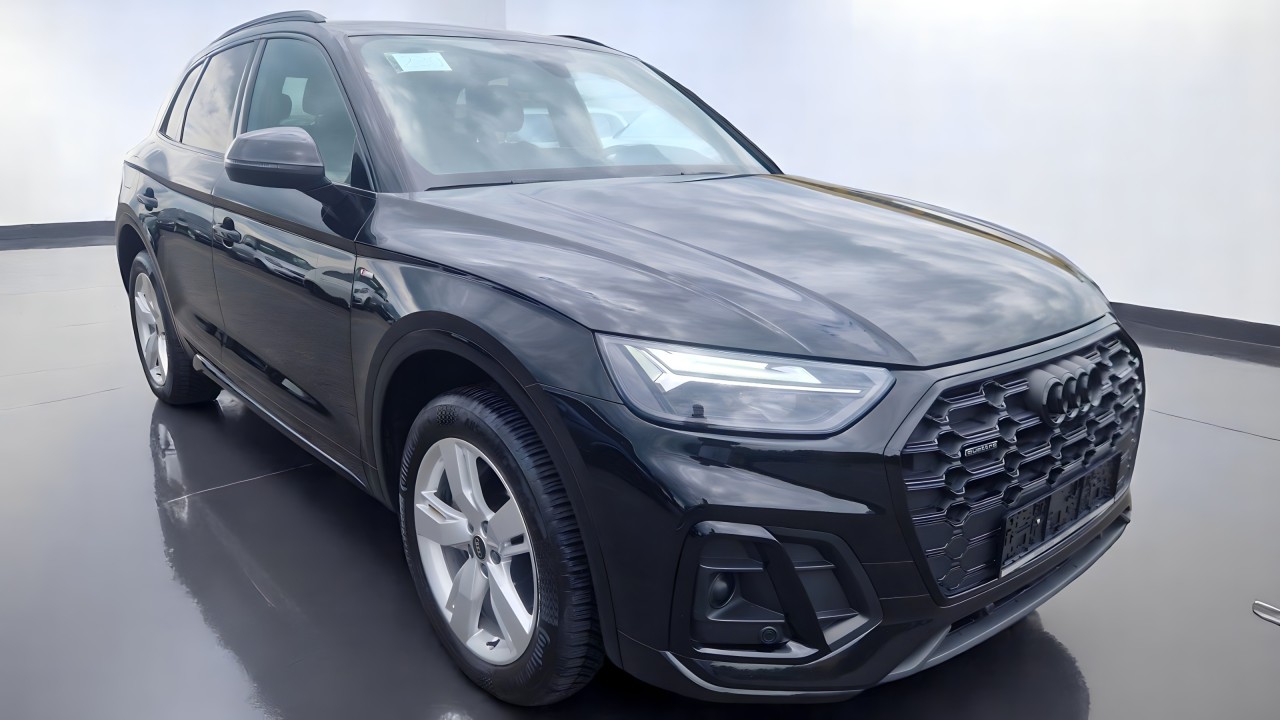 Audi Q5 40TDI Quattro S-line (1)