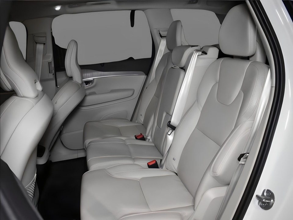 Volvo XC 90 2.0 B6 - foto 18
