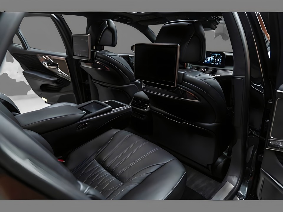 Lexus LS500H Superior - foto 25