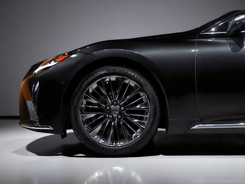Lexus LS500H Superior - foto 36