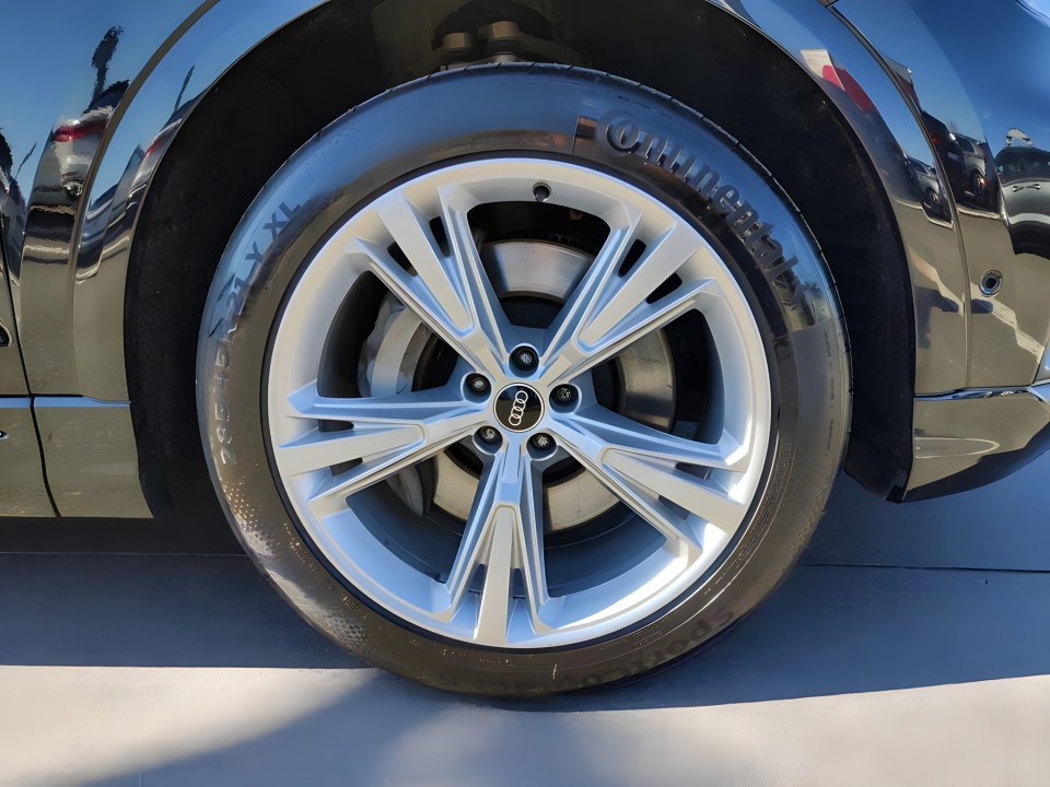 Audi Q8 55TFSIe S-Tronic S-Line - foto 17