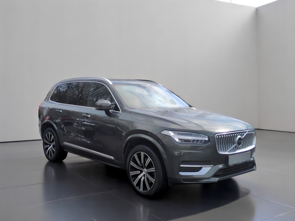 Volvo XC 90 Volvo XC90 B5 Inscription (3)