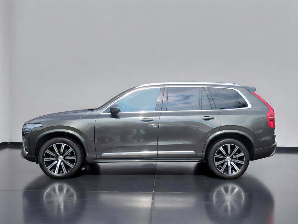 Volvo XC 90 Volvo XC90 B5 Inscription (4)