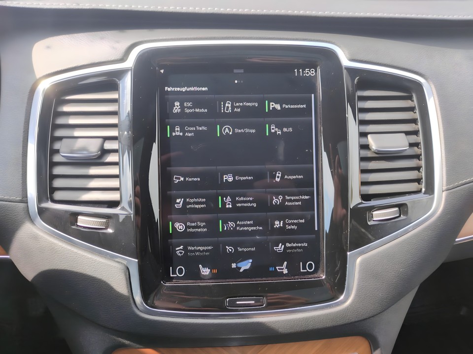 Volvo XC 90 Volvo XC90 B5 Inscription - foto 19