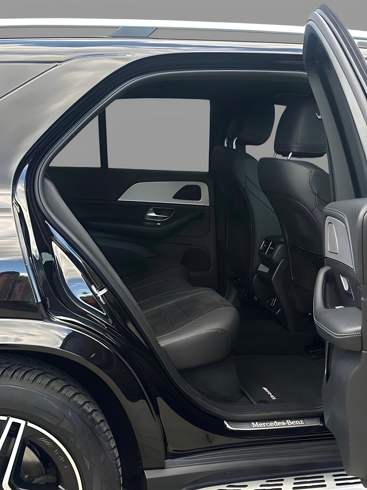 Mercedes-Benz GLE 400d 4MATIC AMG - foto 11