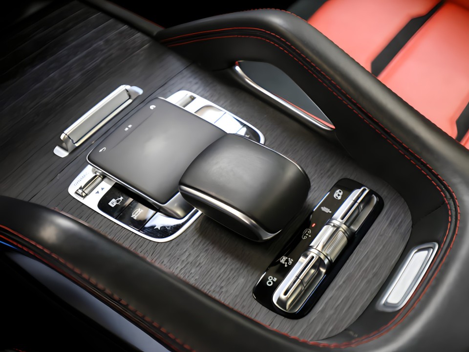 Mercedes-Benz AMG GLE 63 S 4MATIC+ - foto 14
