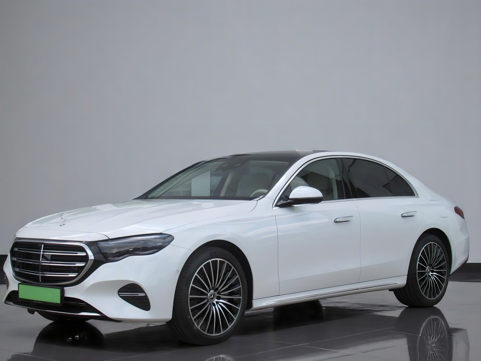 Mercedes-Benz E 300de 4MATIC (1)