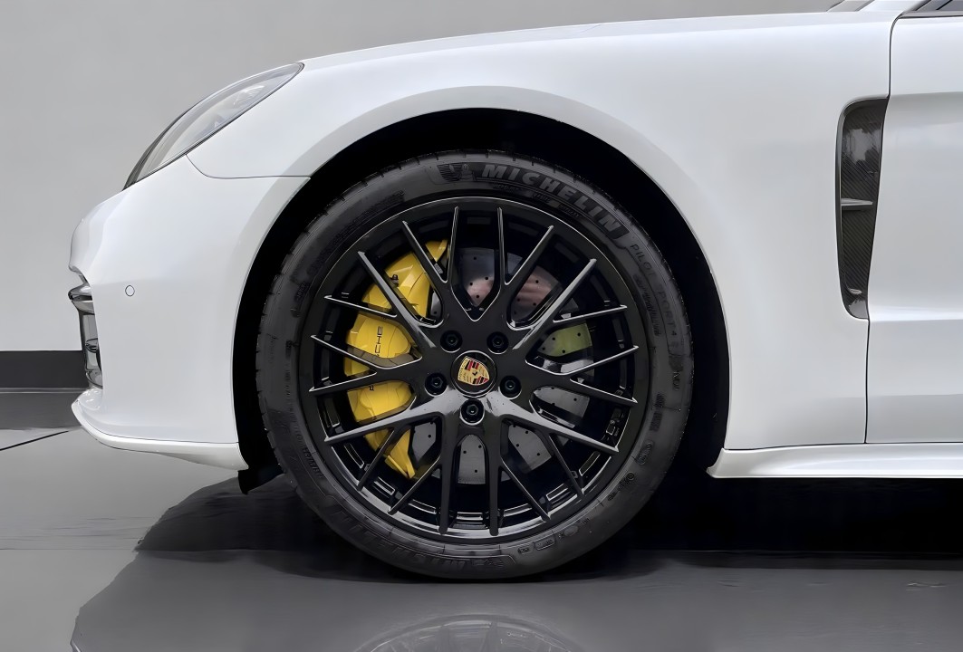 Porsche Panamera Turbo S - foto 13