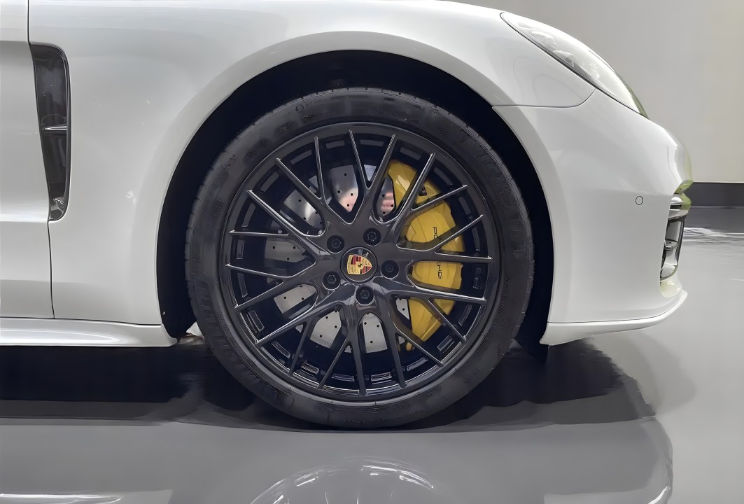 Porsche Panamera Turbo S - foto 12