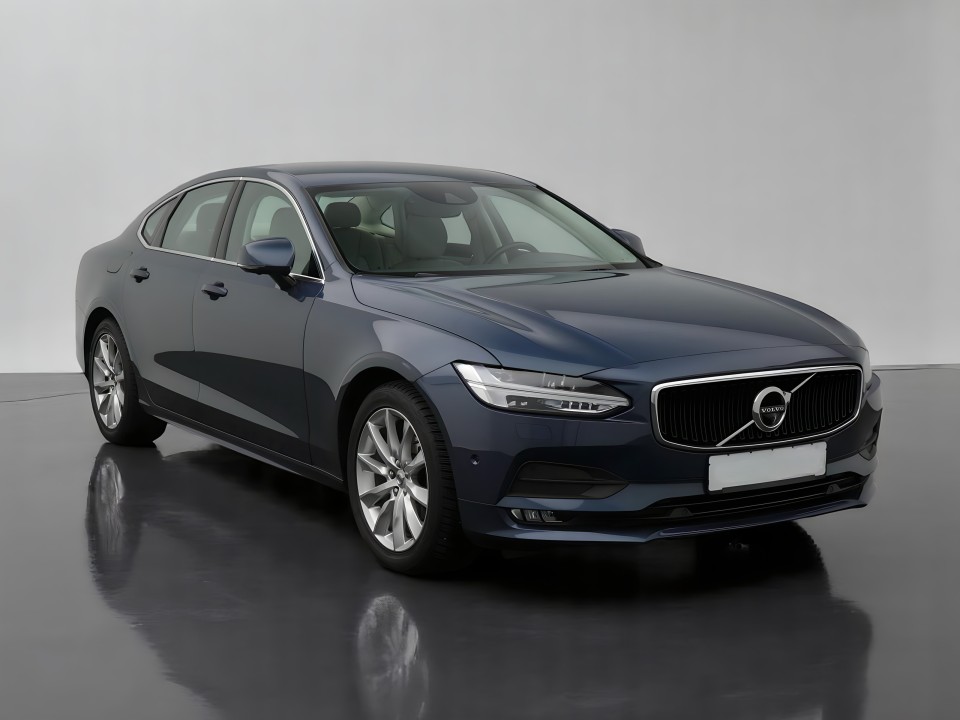 Volvo S90 Momentum Pro D3 (1)