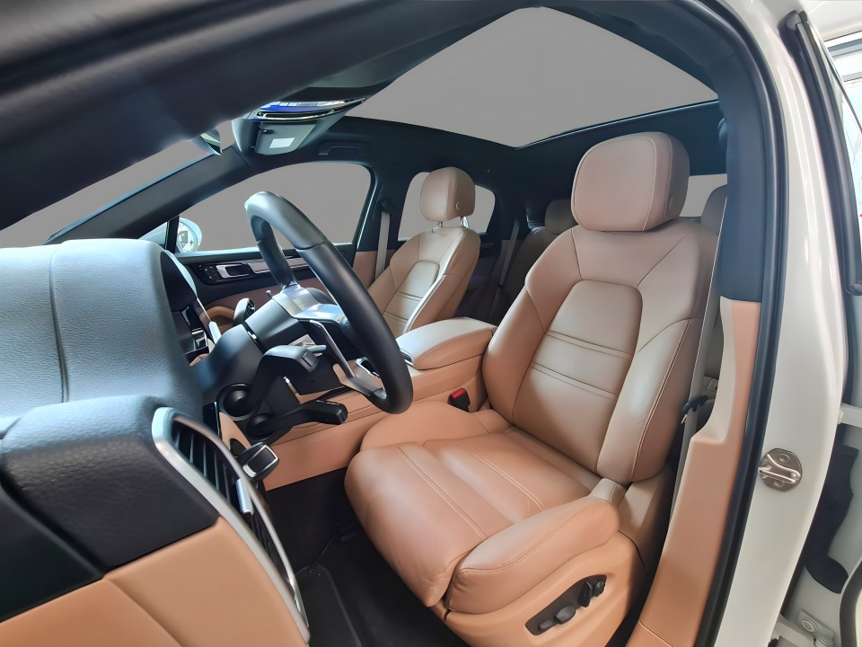Porsche Cayenne Coupe Platinum Edition - foto 11
