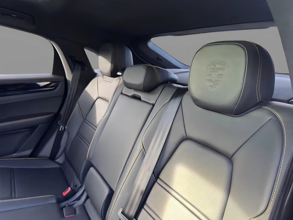 Porsche Cayenne Coupe - foto 15