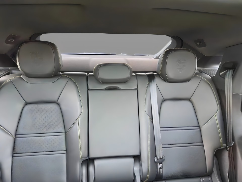 Porsche Cayenne Coupe - foto 16