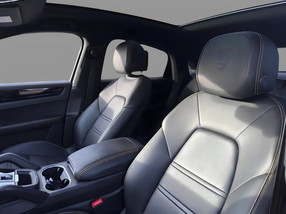 Porsche Cayenne Coupe - foto 14