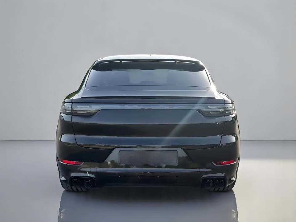Porsche Cayenne Coupe (4)