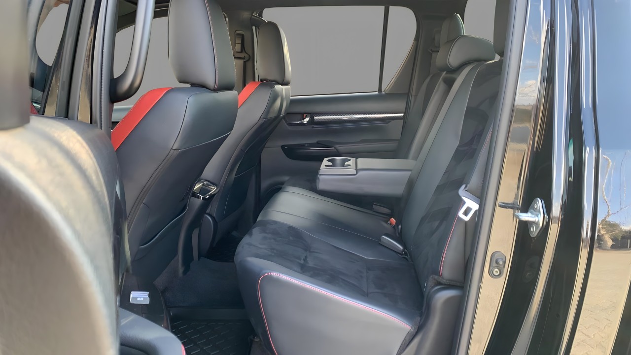 TOYOTA HI LUX Hilux 2.8 GR Sport - foto 11