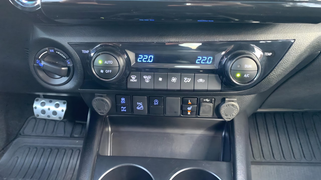 TOYOTA HI LUX Hilux 2.8 GR Sport - foto 18