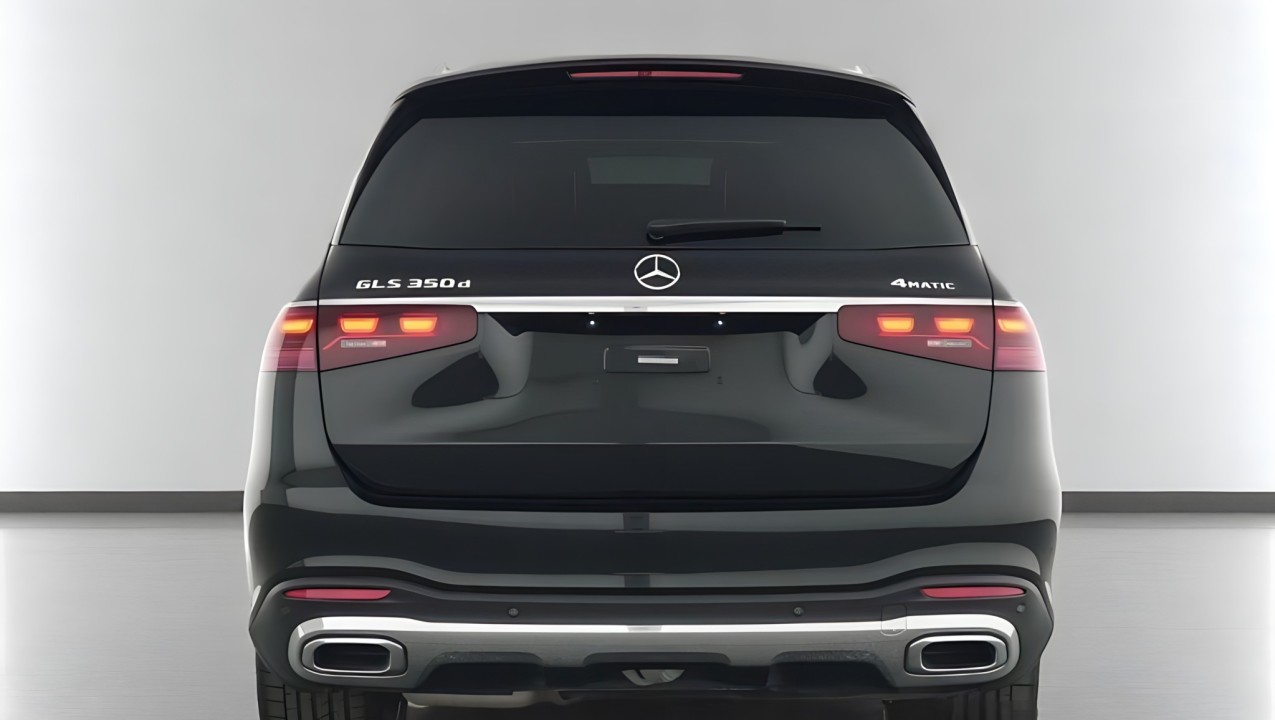 Mercedes-Benz GLS 350d 4MATIC AMG (4)