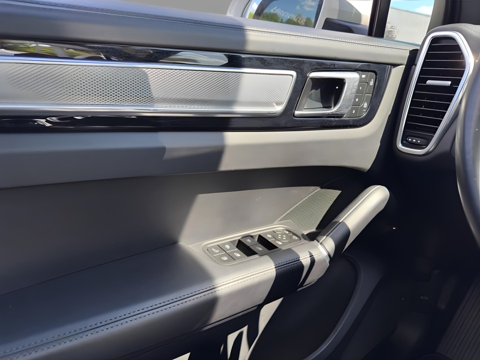 Porsche Cayenne E-Hybrid Platinum - foto 15