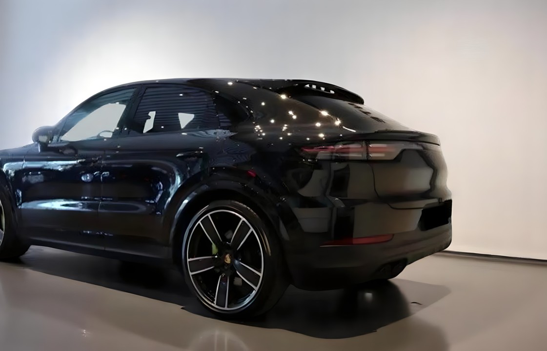 Porsche Cayenne Coupe E-Hybrid (2)