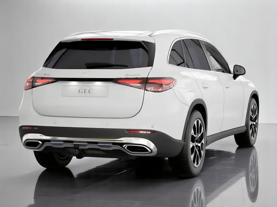 Mercedes-Benz GLC 200 4MATIC Avantgarde (2)