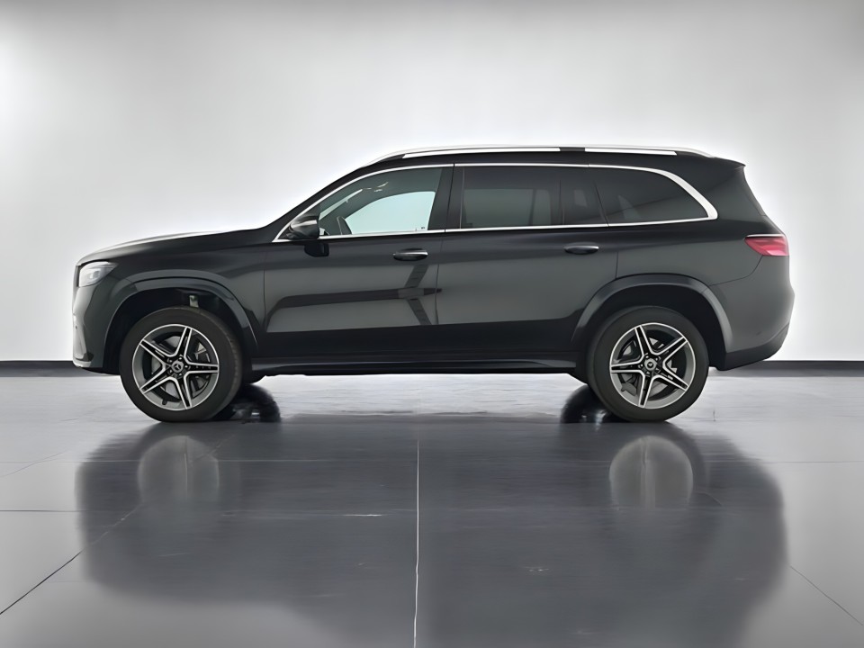 Mercedes-Benz GLS 350d 4MATIC AMG (3)