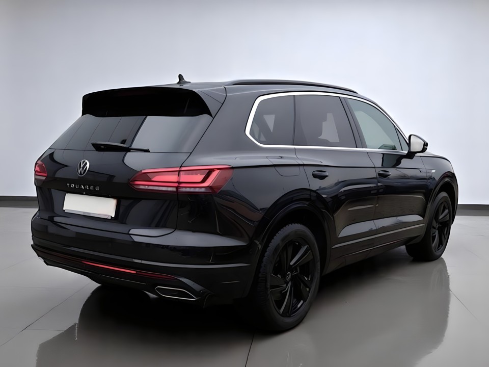 Volkswagen Touareg R-Line TSI (2)
