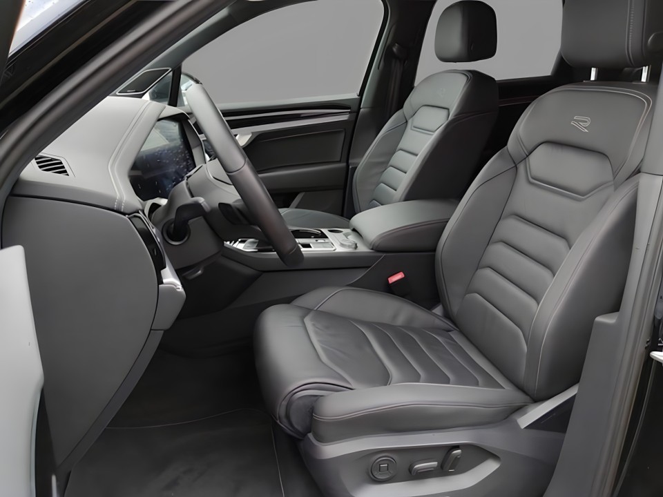 Volkswagen Touareg R-Line TSI - foto 9