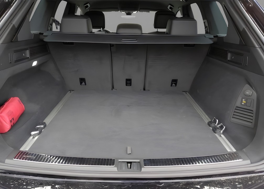 Volkswagen Touareg R-Line TSI - foto 14