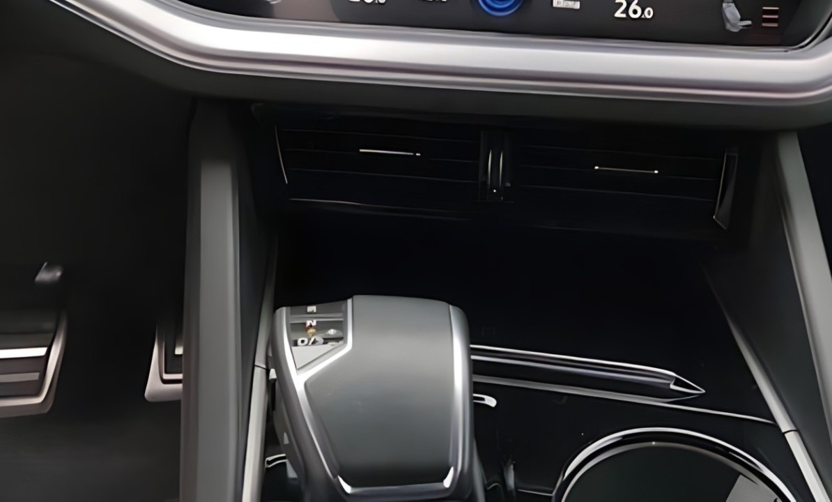 Volkswagen Touareg R-Line TSI - foto 12
