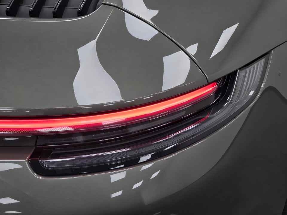 Porsche 992 Porsche 911 Carrera - foto 33